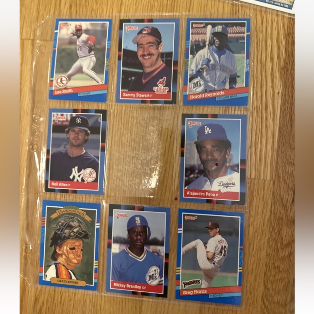 Lot Of 23 Baseball Cards Blue Jays Twins Yankees Pirates Padres Dodgers
